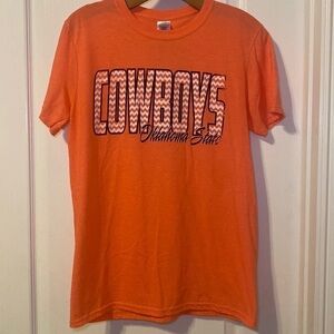 Oklahoma State University Cowboys Chevron Gilden Graphic Tshirt Size Medium EUC